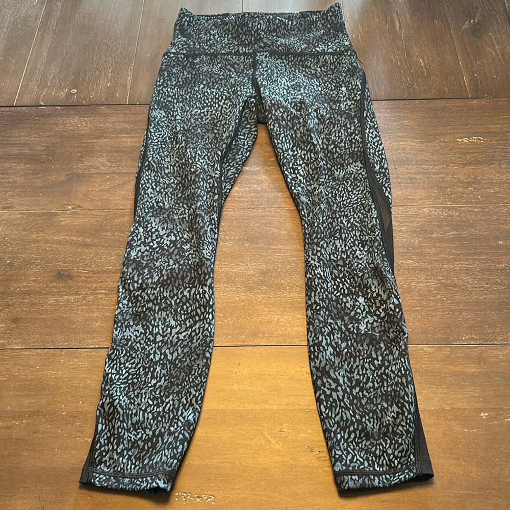 Lululemon Green/ Black Leggings